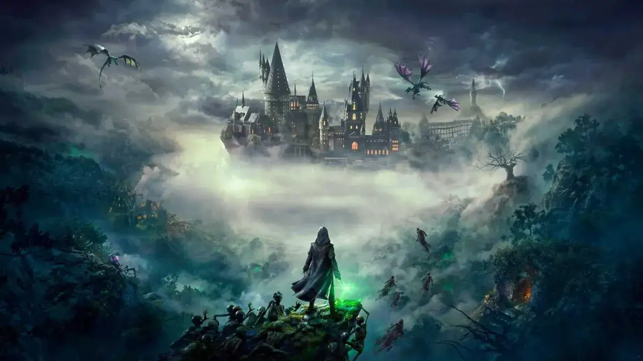 Un mago con capa observa un castillo flotante y dragones. El mundo de Hogwarts Legacy 2 se revela entre nieblas y criaturas fantásticas.