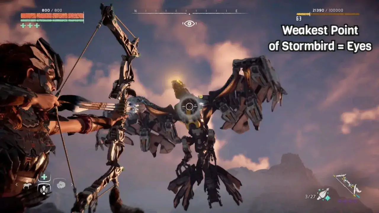 Aloy apunta con su arco a un Stormbird en Horizon Zero Dawn. La guía indica que sus ojos son el punto débil.