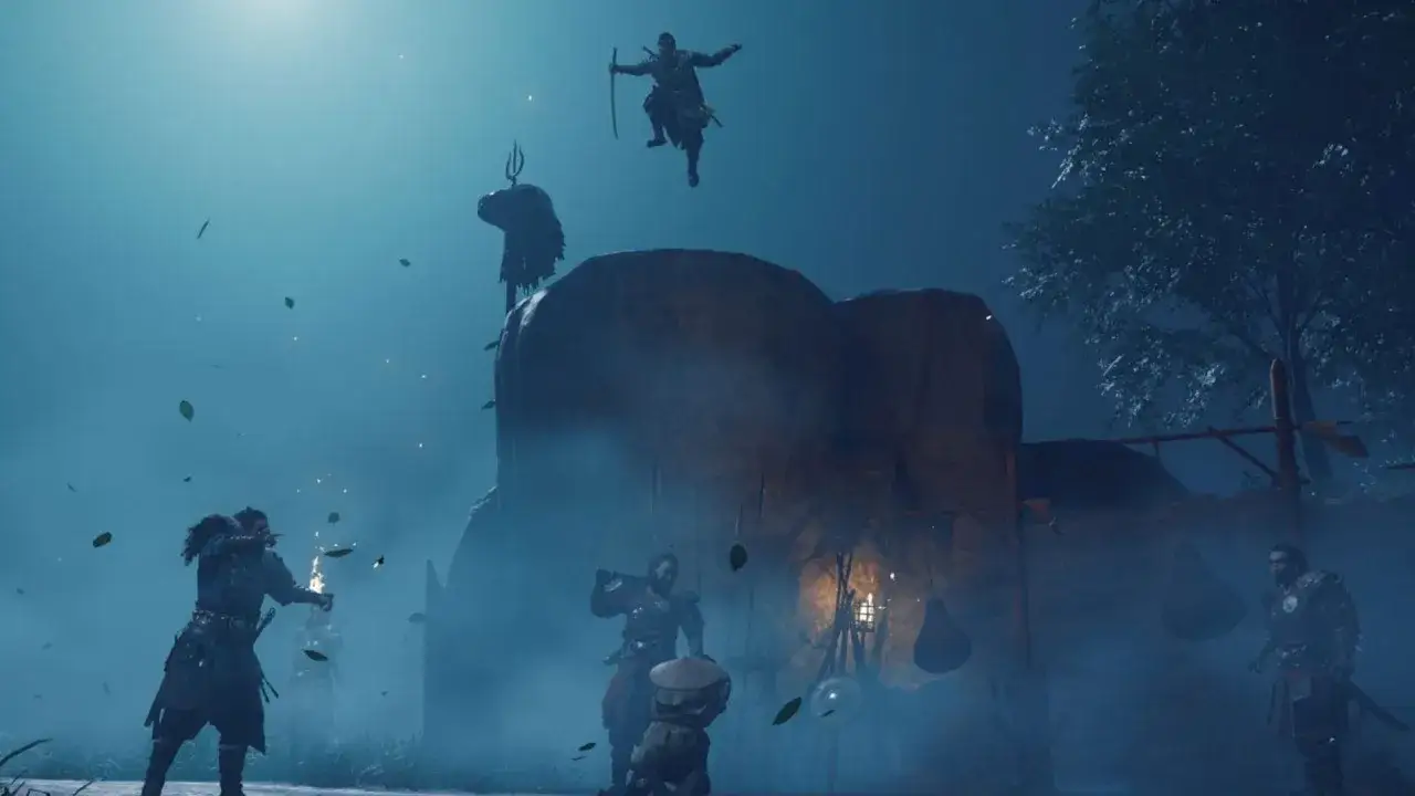 Un guerrero salta en el aire, mientras otros luchan en este momento épico de Ghost of Tsushima.